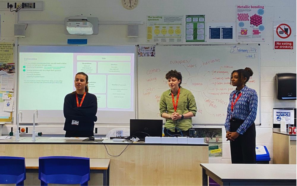 Img: Women in STEM outerach at Ashton Park School. Crux female engineers taking a class